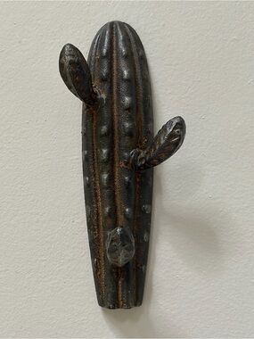 Cast iron Cactus wall hook x3 southwestern style